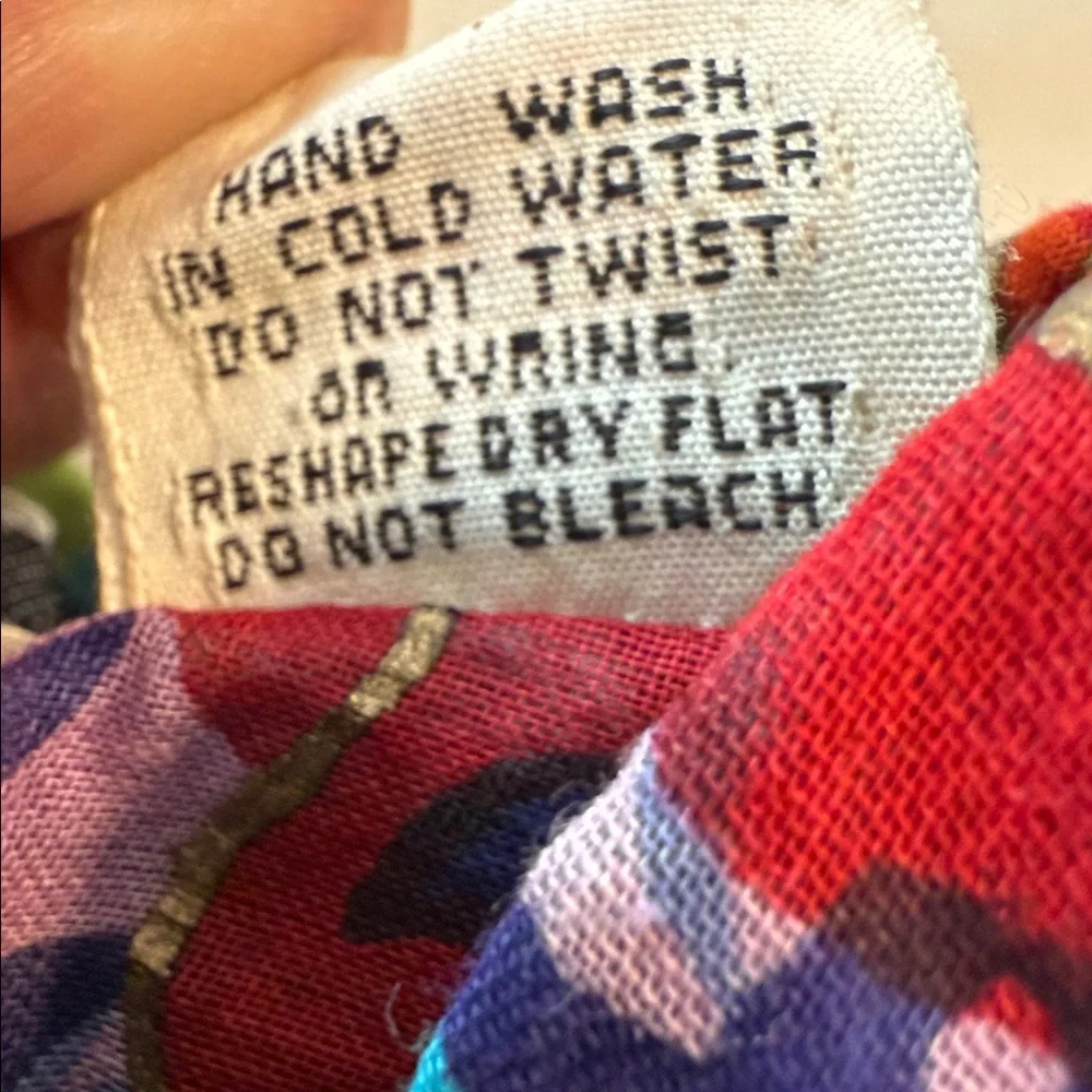 Intense vibrant floral Patterned crinkle blouse semi sheer long sleeves SZ Med - Picture 5 of 8